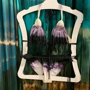 2-piece knitted and hand-dyed bikini